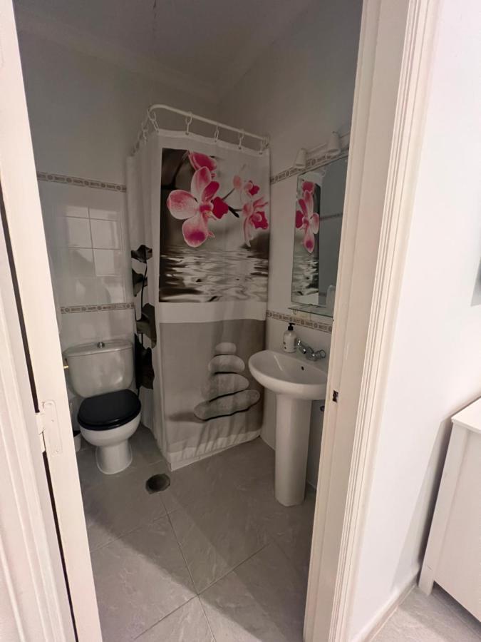 Hostal Playa Hidalgo Рота Экстерьер фото
